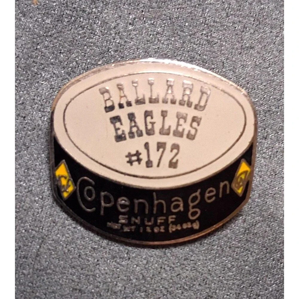 Vintage Copenhagen Ballard Eagles #172 Snuff Advertising Metal Lapel Pin Badge